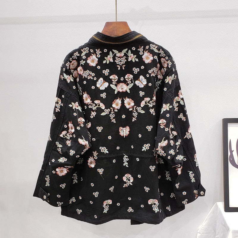 Femme embroidery flowers trench coat in Black