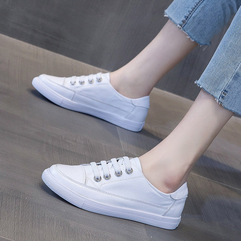 R22 velcro Releather white sneakers